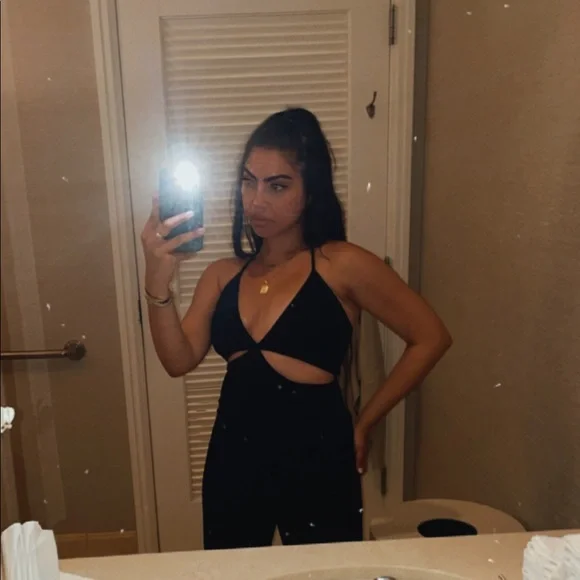 Shop Starlow Black Linen Cutout Jumpsuit - Picture 2 of 8